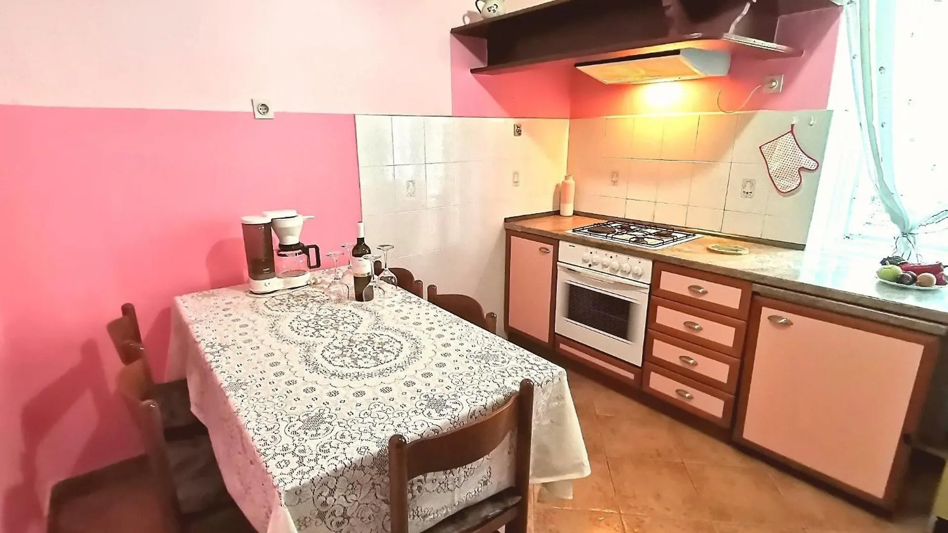 Secluded Lovran Apartment With Balcony And Patio